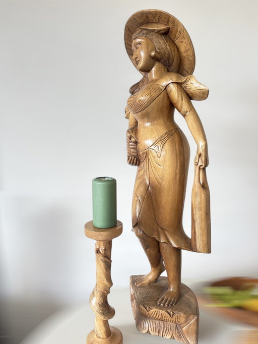 Beautiful large statue of beautiful wood – beeldhouwkunst (photo 2 of 11)