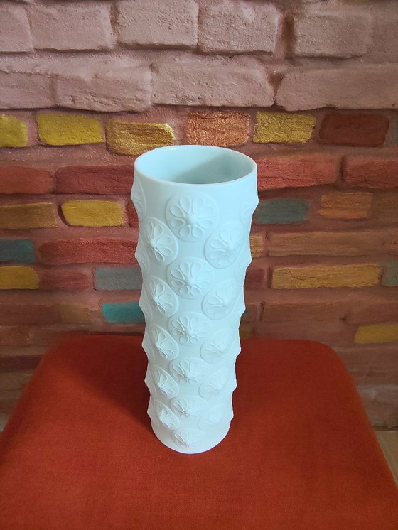 Image 1 of Biskuitporzellan Vase aus den 60er Jahren von Scherzer Bavaria Design Werner Uhl -  Mid Century Blumenvase Vintage weiß