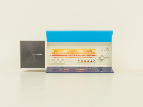 SPECTRA FUTURA M Radio, Raymond Loewy, Nordmende – Decoratieve objecten, Metal, Plastic (photo 16 of 18)