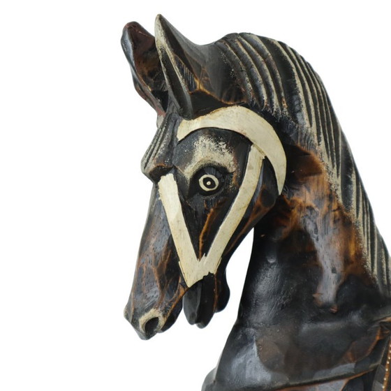 Cavallo a dondolo in legno, marrone scuro con accenti bianchi, Oggetti decorativi, Rustic (foto 3 di 10)