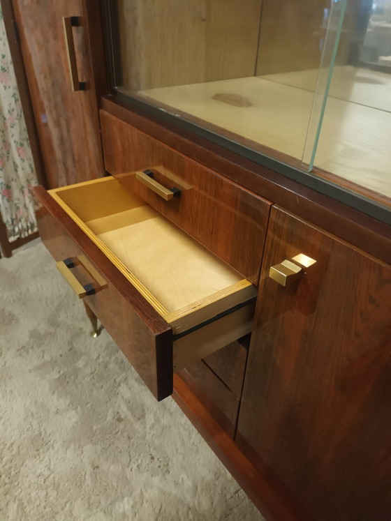 60er Jahre Highboard mit Vitrine, Holz, Glas, Braun (Foto 10 von 13)