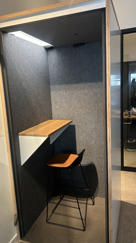 Image 1 of Cabina telefónica individual