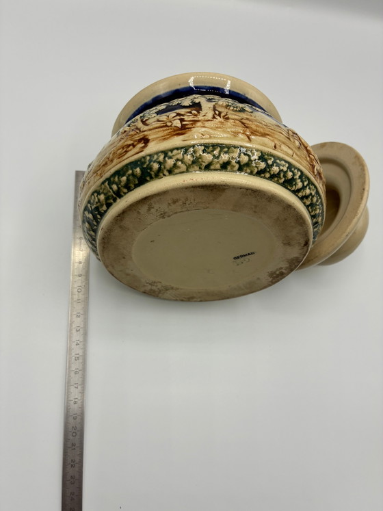 Deutsche Fayence-Tabakdose – Jagddekor im Relief auf kobaltblauem Grund – Gemarkt „Germany“ – Ende des 19. (photo 8 of 8)