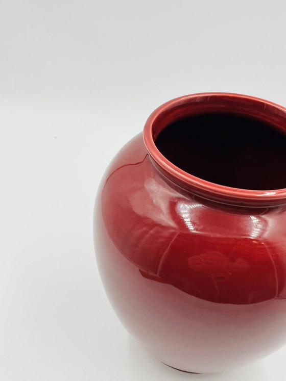 Image 1 of Vintage vase in burgundy red glazed ceramic