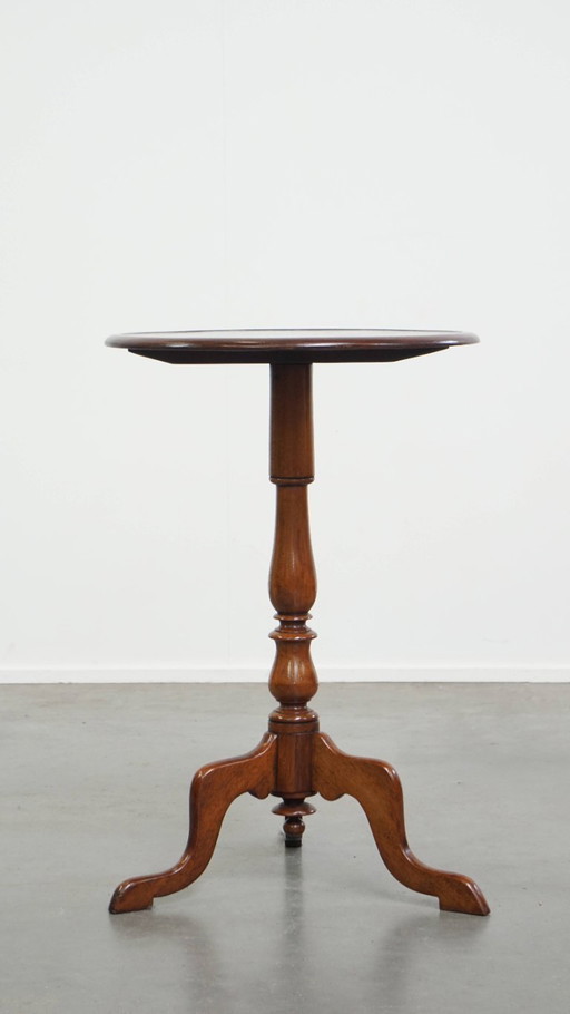 Ancienne table à vin anglaise de la fin du 19e siècle avec plateau en une seule pièce