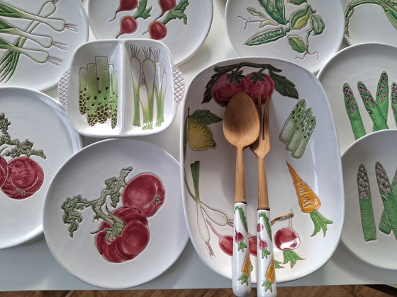 Image 1 of Vintage crockery vegetables. Hand painted in Italy