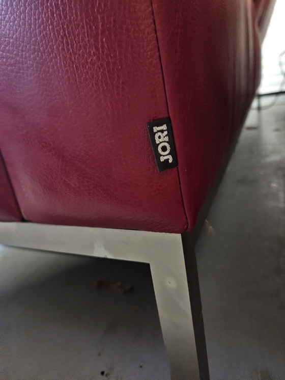 Image 1 of 2 canapés Jori rouges