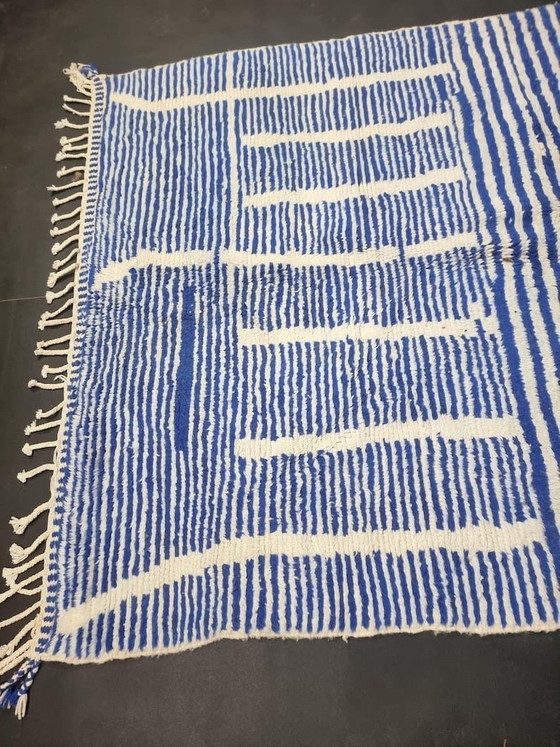 Image 1 of Tapis marocain tissé main artisanale taille 2/3 m