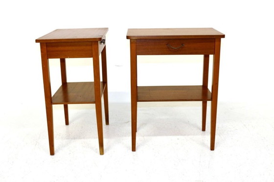 Image 1 of Juego de dos mesitas de noche escandinavas de caoba, Suecia, 1960