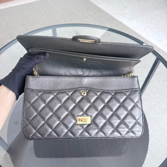 Image 1 of Chanel 2.55 Reissue 226 – Gestepptes, gealtertes Kalbsleder, Dunkelgrau, Bronze, Goldbeschläge