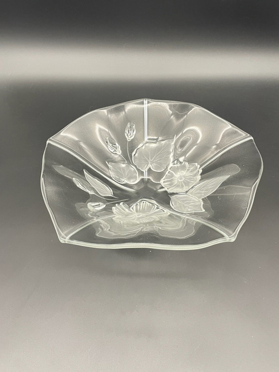 Walther Glas Evita, Large Vintage Glass Bowl with Floral Relief, 33 cm, Walter Glas, Transparent (photo 3 of 6)