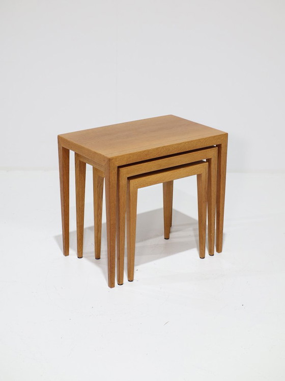 Nesting tables mesas auxiliares de roble Severin Hansen Danés 1960s, Hansen (Severin), Madera, Marrón, Vintage (foto 5 de 13)