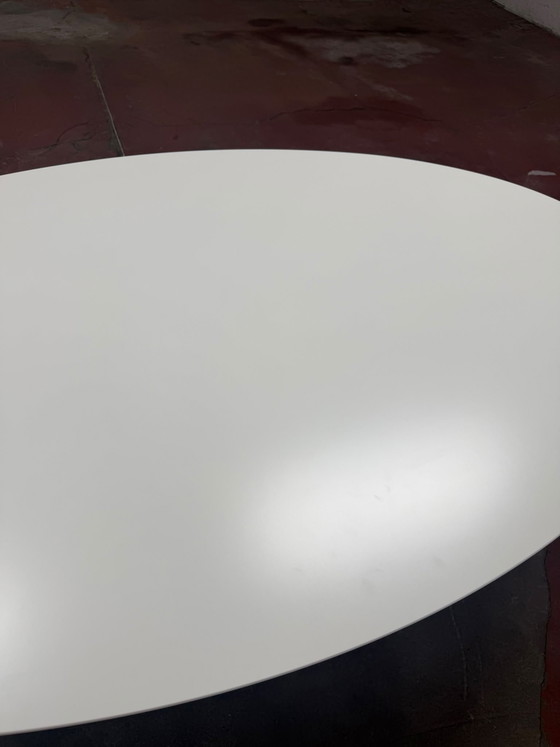 Réplica de alta calidad del tulipán New Knoll con hoja original. – Mesas de comedor, Wood, Metal (photo 8 of 15)