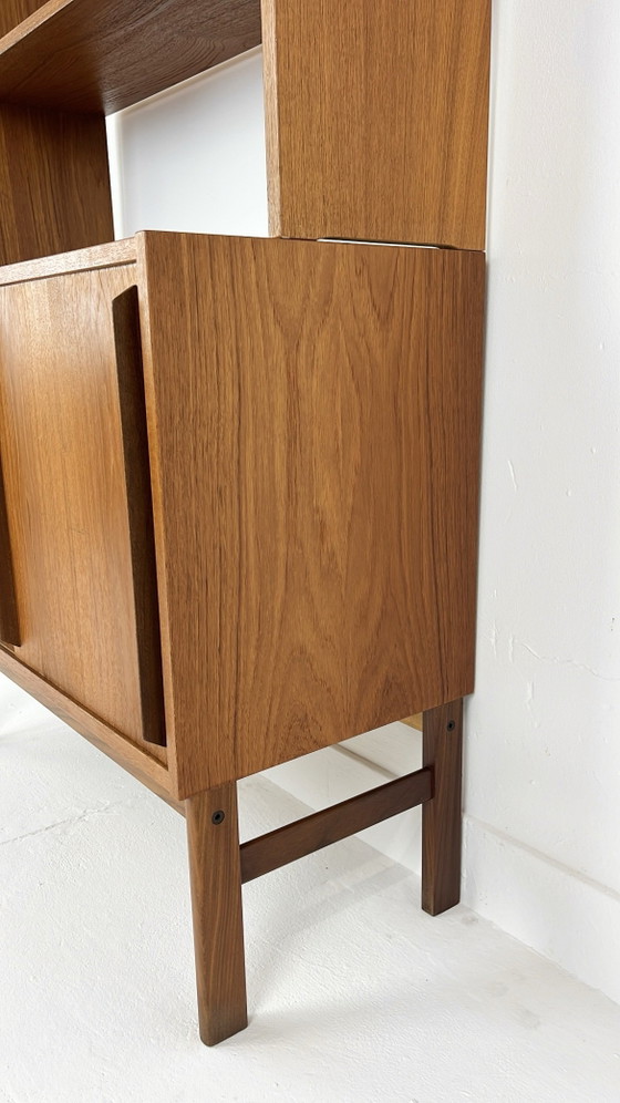 Teak veneer vintage bookcase – Wood (photo 9 of 11)