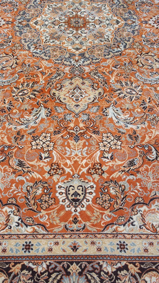 Image 1 of Vintage oosters vloerkleed met sprekende kleuren en motieven 342x249cm