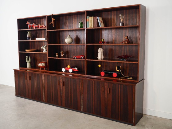 Image 1 of Boekenkast van palissanderhout, Deens ontwerp, jaren 70, gemaakt in Denemarken.