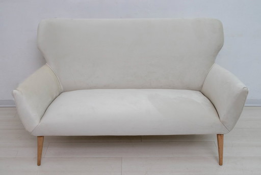Nach Gio Ponti Mid-Century Modernes italienisches Sofa aus Samt, 1950er Jahre