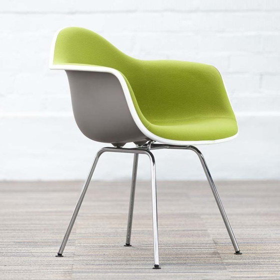 Image 1 of Vitra Eames Plastic Armchair Dax Stoel