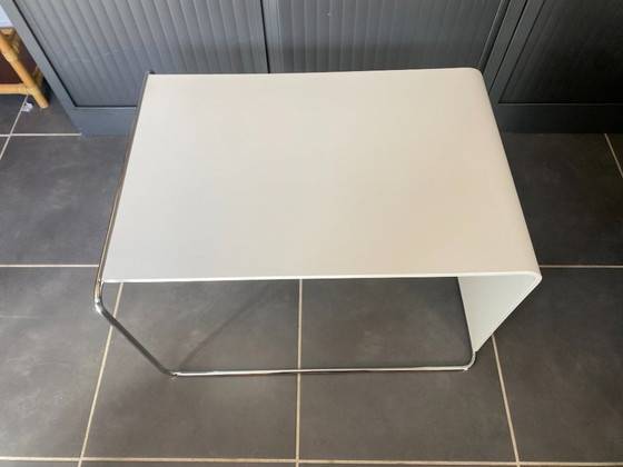 Weißer vielseitiger Beistell-Couchtisch – Couchtische, Holz (photo 11 of 20)
