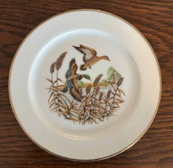 Image 1 of 6 assiettes à thème de chasse Crown Staffordshire