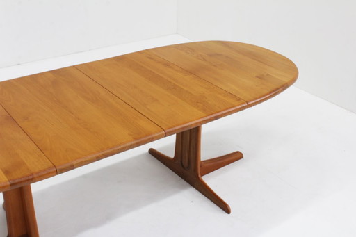Table de salle à manger ovale extensible vintage danoise en teck massif