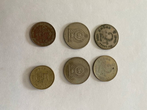 Lot of 6 old Sri Lankan coins - 1980s Rupees – decoratieve objecten