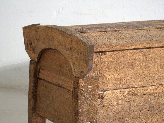 Panca contenitore primitiva antica in legno – Transilvania, circa 1850 – Panche, Rustic (photo 12 of 40)