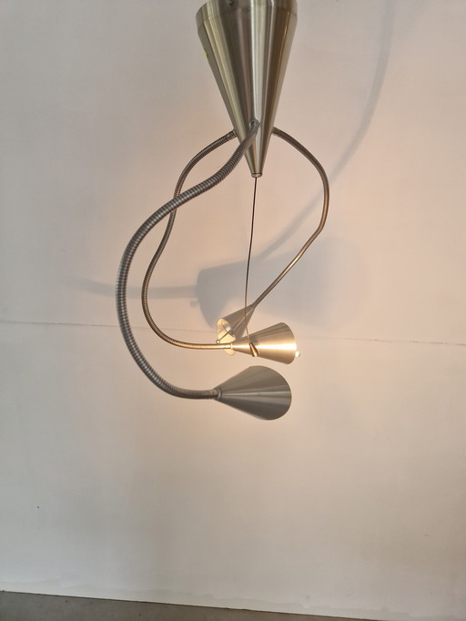Postmodern hala zeist triple spot