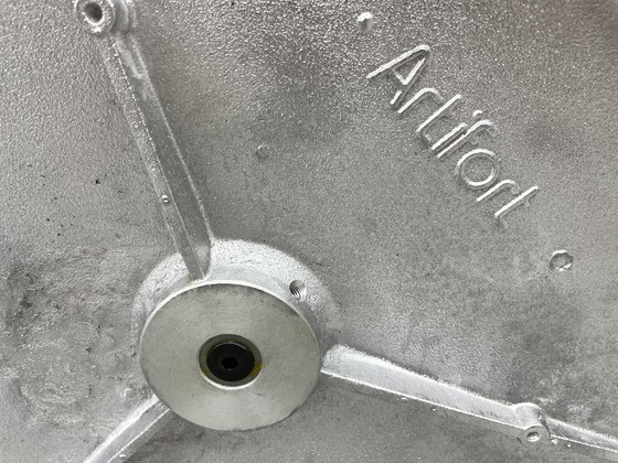 Image 1 of Table basse "Circle" par Pierre Paulin pour Artifort