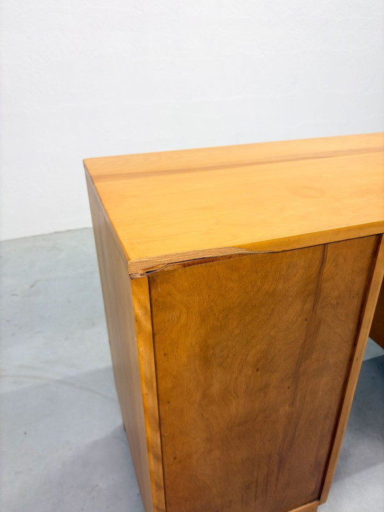 Image 1 of Vintage bureau Leslie Diamond voor Conant Ball