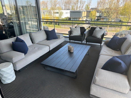 Ensemble de jardin Manutti 7 pièces avec tapis de Ferreira De Sa