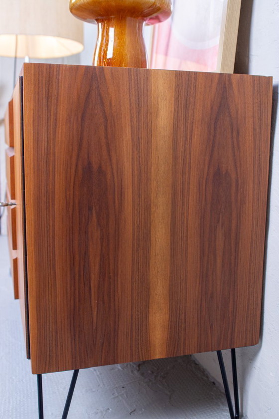 Image 1 of Cassettiera/credenza vintage in teak, stile danese, metà del secolo scorso, anni '60.