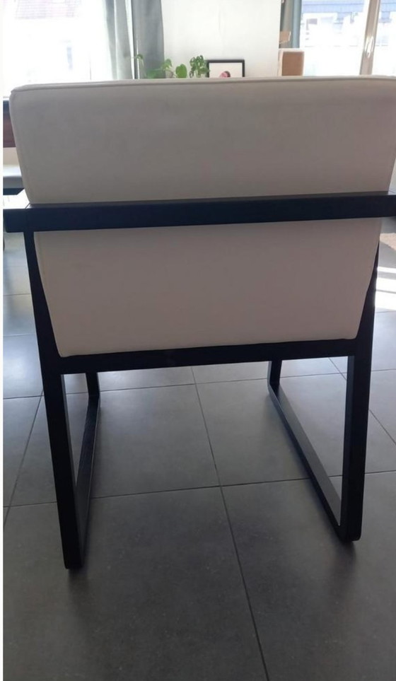 Image 1 of 4 Sancal Midori 'sled base' stoelen