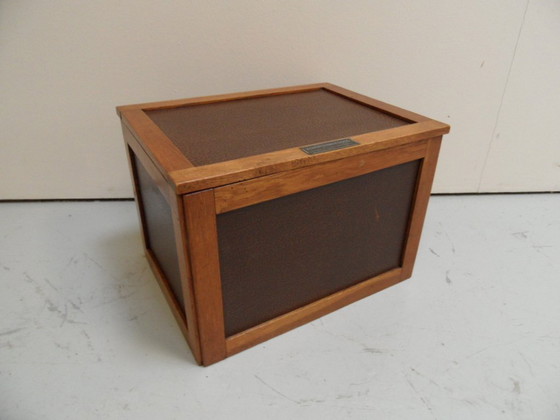 Image 1 of Vintage documenten kist