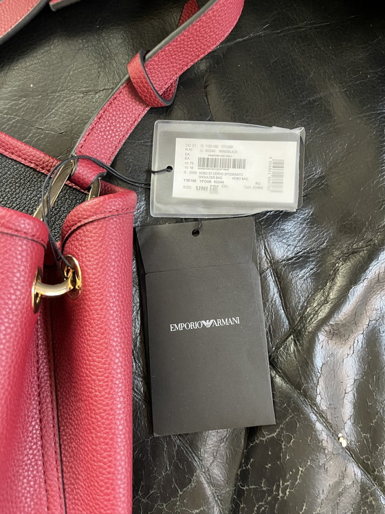 Armani rote Schultertasche – Schultertaschen, Calfskin (photo 3 of 5)