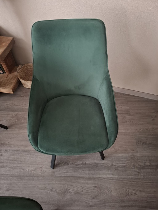 6x green velvet chairs with metal legs