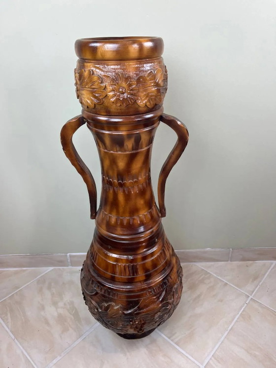 Bedeutende geschnitzte Holzvase – Pflanzkübel, Wood (photo 16 of 16)