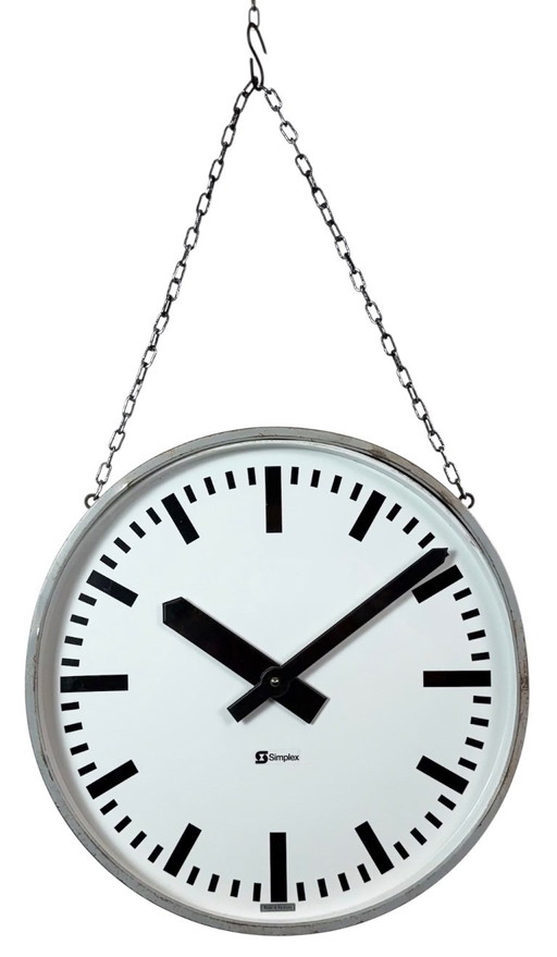 Grande horloge industrielle double face pour chemin de fer ou usine, de la marque Simlex, années 1960 – klokken, Glass, Iron