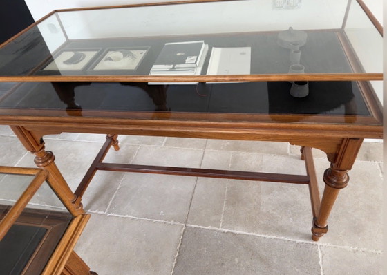 Image 1 of Iconic Bozar display cabinets – set of 2