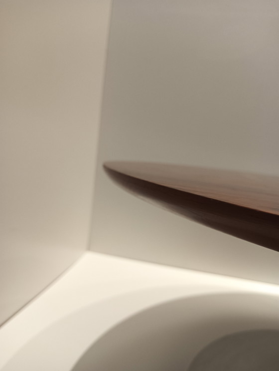 Image 1 of Opal Mobel Tulip Beistelltisch