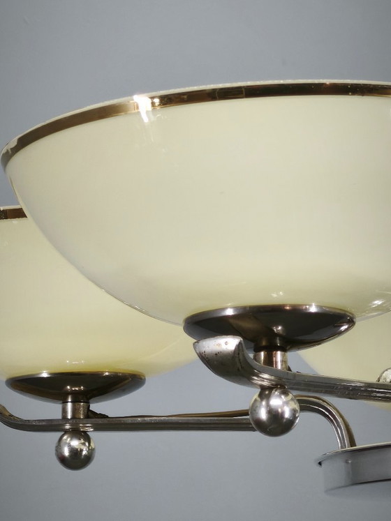Image 1 of Lustre Art Déco tchèque des années 1930 en nickel avec abat-jour en verre champagne