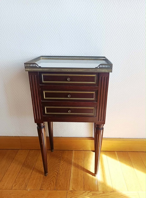 Nachttisch oder Chiffonnière im Louis XVI Stil – Beistelltische, Wood (photo 7 of 10)