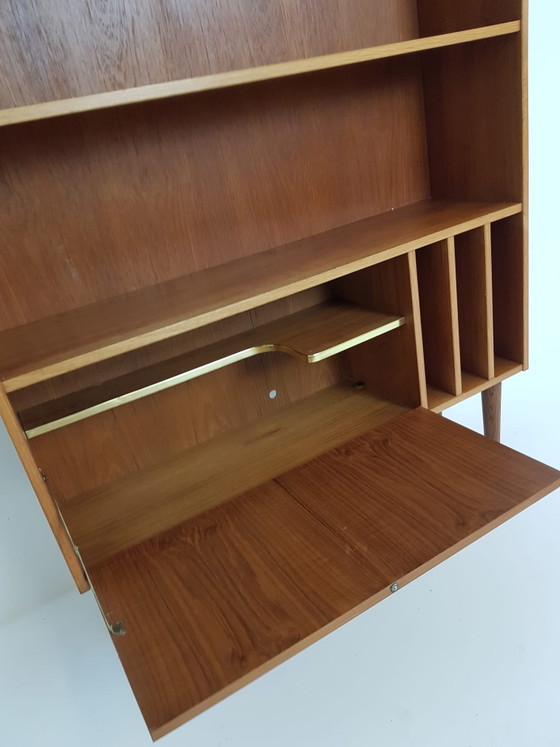 Vintage Danish wall cabinet | LP cabinet teak flap – Wood (photo 5 of 14)