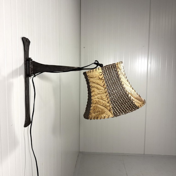Image 1 of Brutalistische smeedijzeren wandlamp 1960-70's
