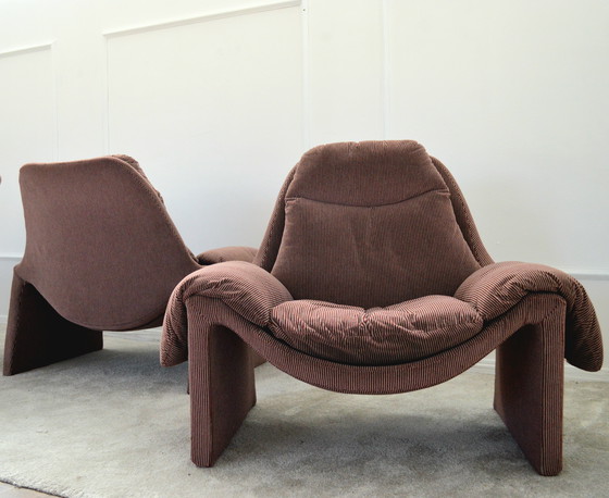 Image 1 of Paire de Fauteuils P60 par Vittorio Introini pour Saporiti Italia