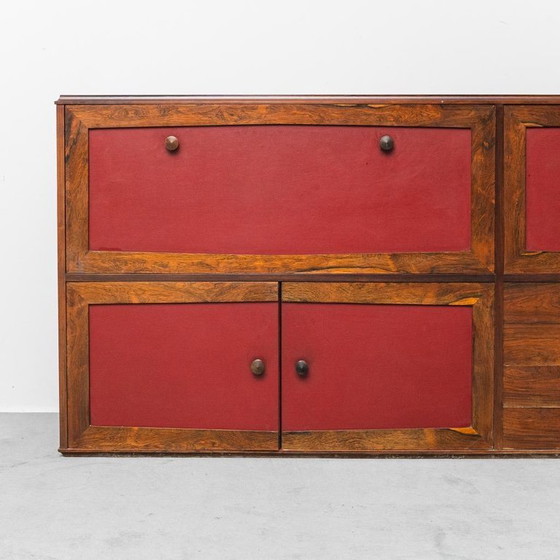 Image 1 of SCANDINAVISCH DRESSOIR IN HOUT MET DONKERROOD LEDER, VINTAGE, MODERN, JAREN 60