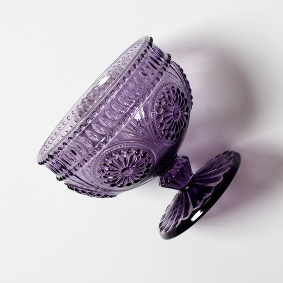 Image 1 of Ciotola con piedistallo in vetro pressato color ametista viola Godinger – Vintage USA anni 2000