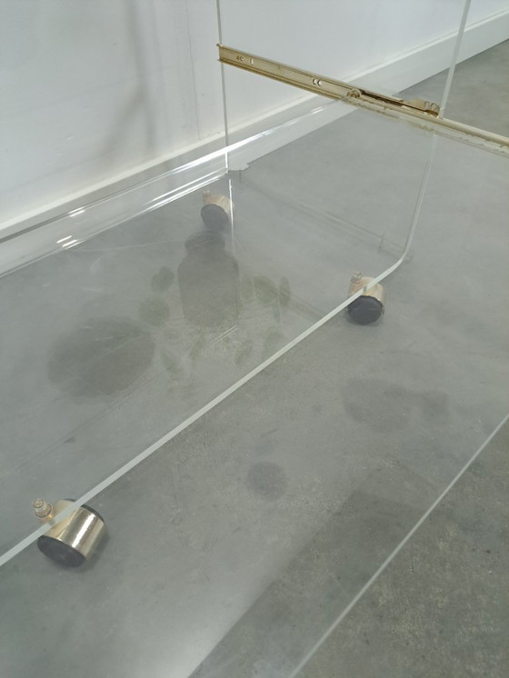 Image 1 of Space age plexiglas trolley met messing