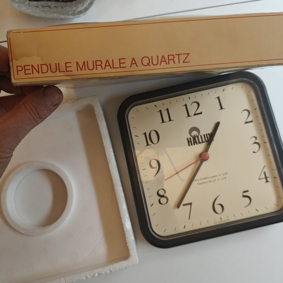 Image 1 of Orologio da parete vintage Hallux al quarzo svizzero – Stile postmoderno Memphis – Nuovo di zecca