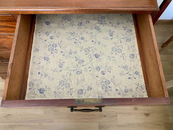Cómoda inglesa de caoba – Allermuir, Wood (photo 3 of 5)